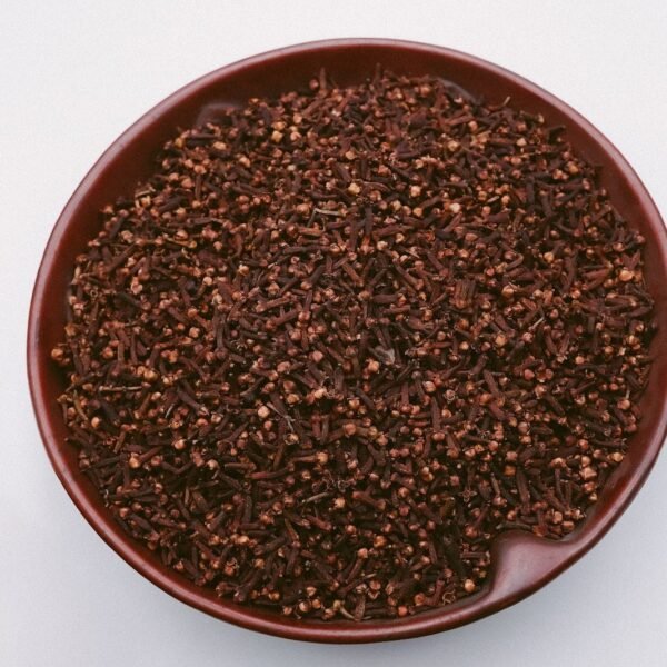 Chiodi di garofano interi | Negozio di alimentari Chiodi di garofano interi