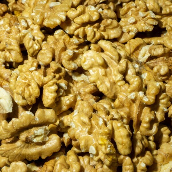 Noci crude | Bakalokarpos Grocery briciole di noci crude